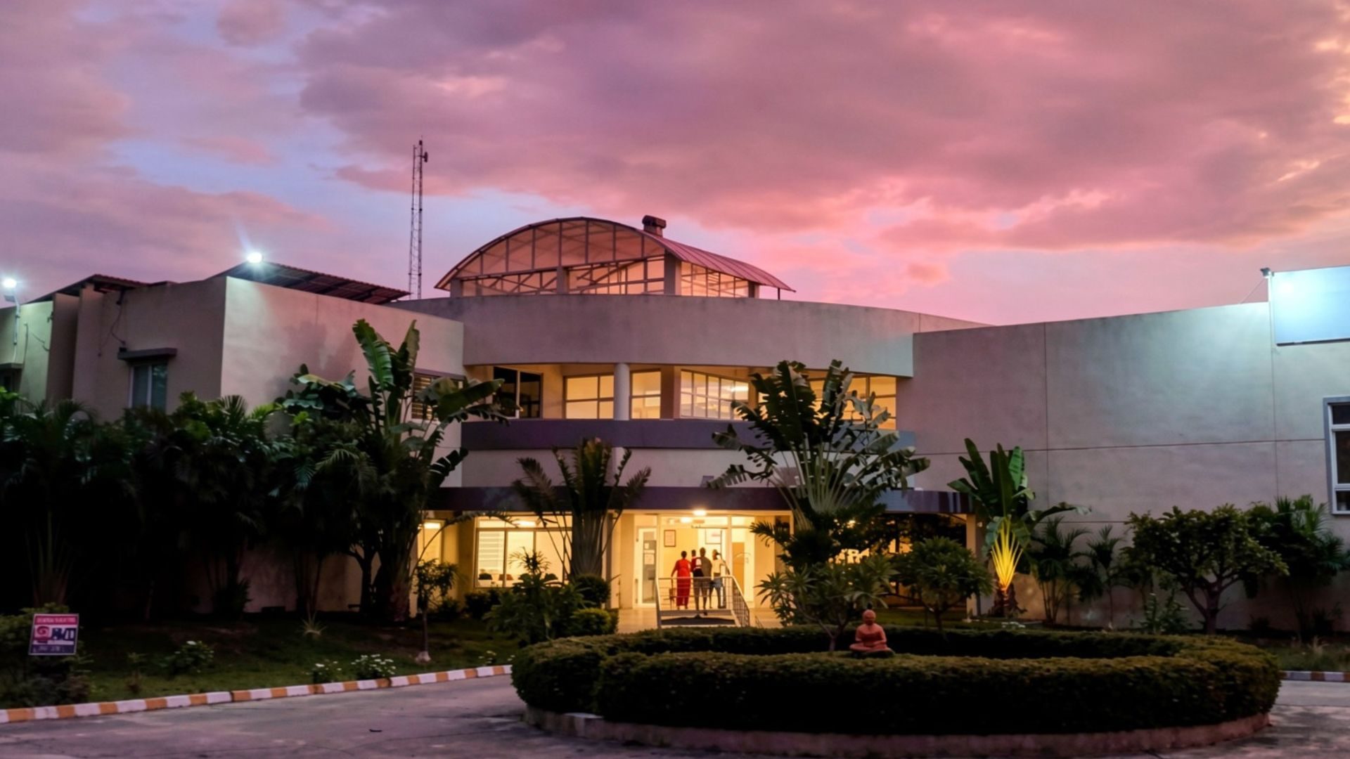 Edward & Soona Brown Eye Hospital